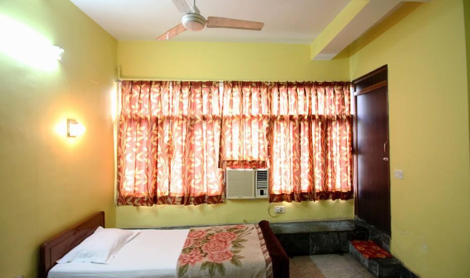 Kim Lawn Guest House 콜카타 외부 사진